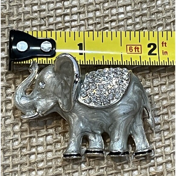 Vintage Enameled Rhinestone Silver Tone Elephant Lucky Truck Up Brooch Pin - Picture 8 of 9